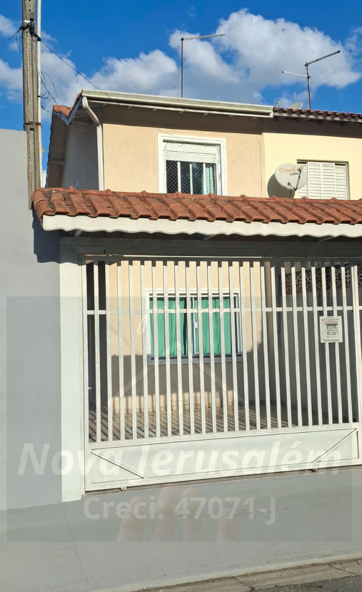 Sobrado em Condomínio Privado com 2 Lotes